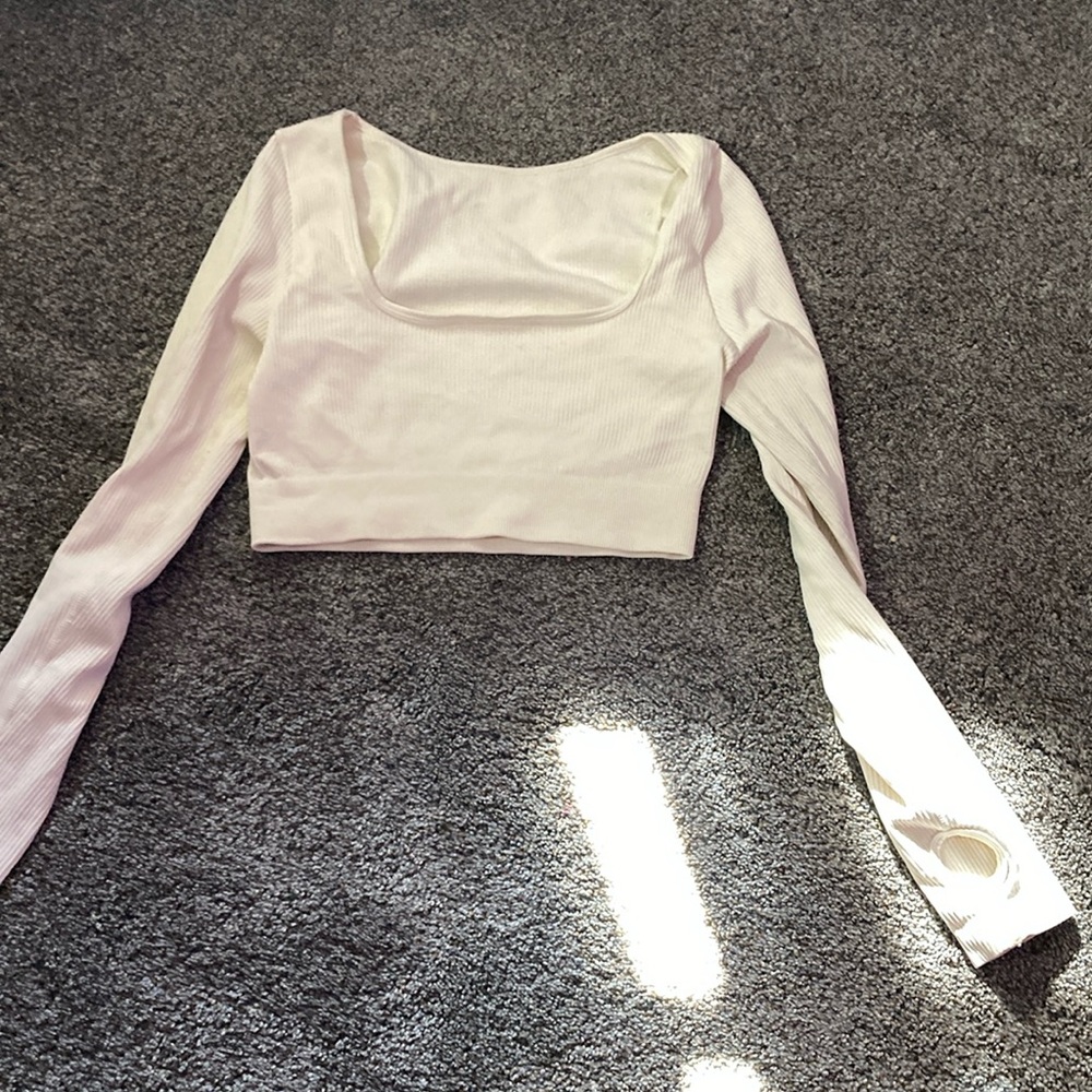 no stains or rips